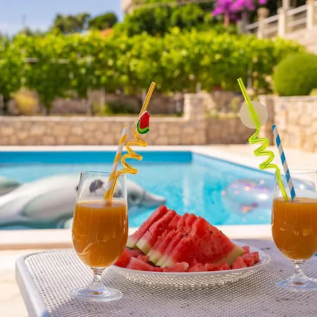 Holiday home House Planika